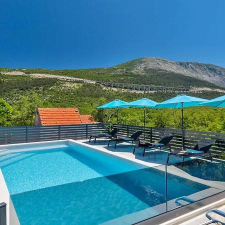 Holiday home Montis