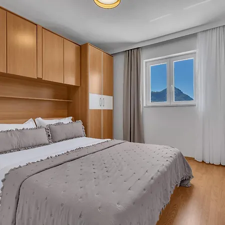 Montis Holiday home
