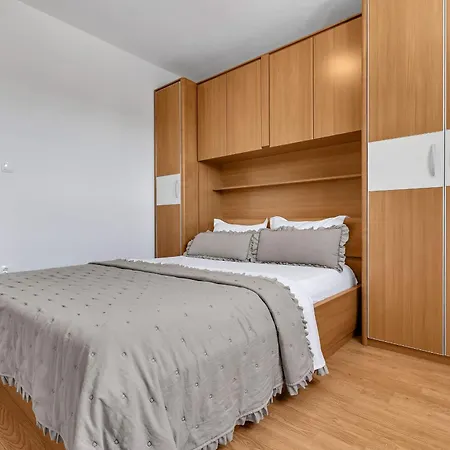Holiday home Montis