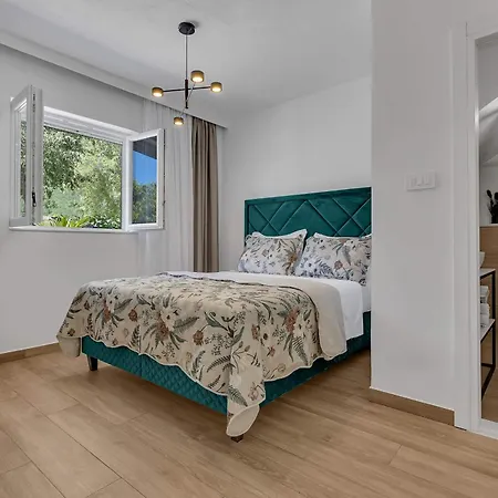 Montis Holiday home